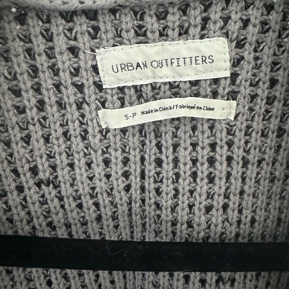 Vintage Small Urban Outfitters Grey Knit Cardigan Sweater Women’s - Picture 2 of 3